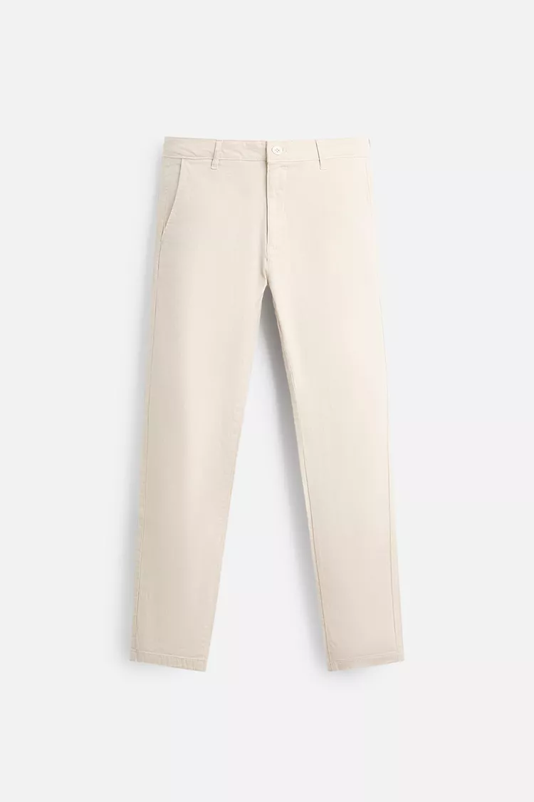 Pantalón chino de corte ajustado